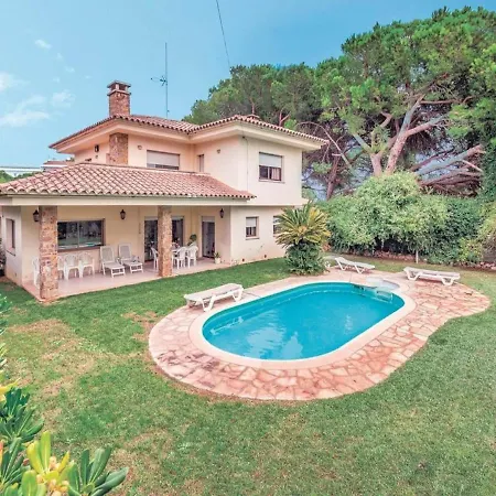 Belvilla By Oyo In L'Escala