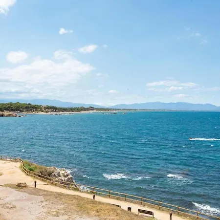 Belvilla By Oyo In * L' Escala